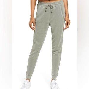 Free People Movement - Back Into It Army Green Joggers - L